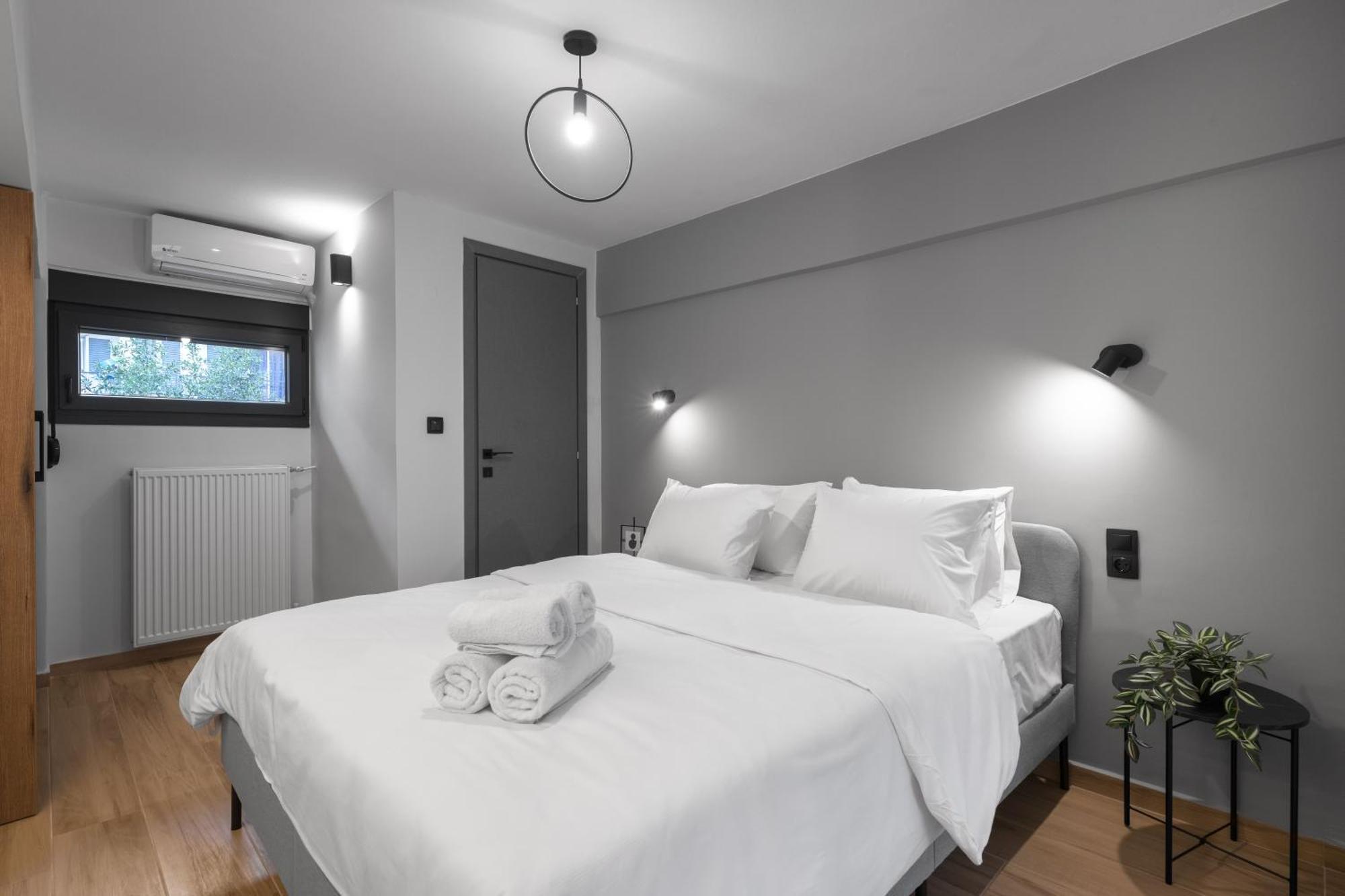 Railway Lofts Apartment Thessaloniki Exterior photo
